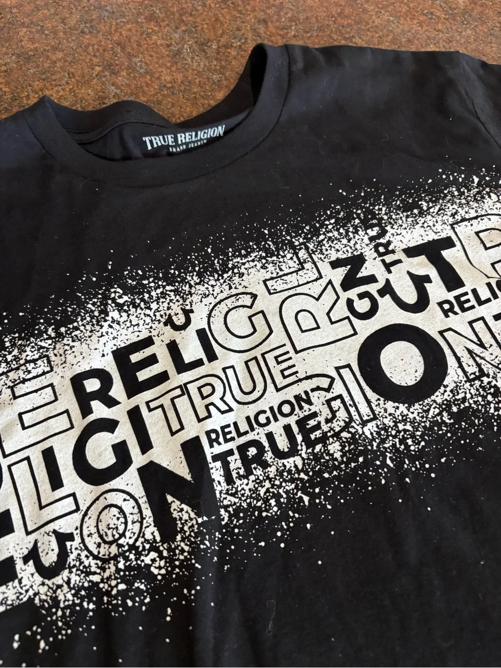 MEN TRUE RELIGION True Stipple Graphic Onyx Black T SHIRT MEDIUM